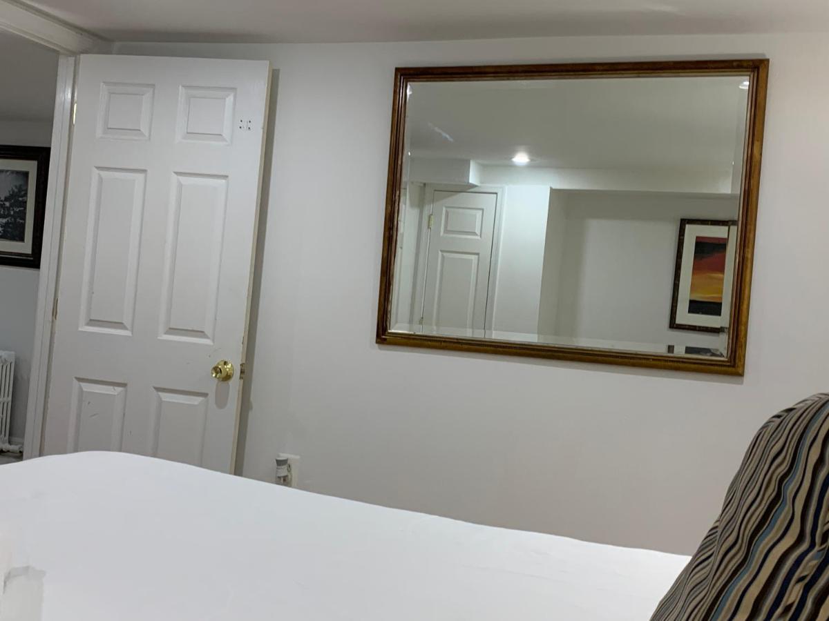 Renovated English Basement 2Bdrm Home Near Metro Washington Exterior foto